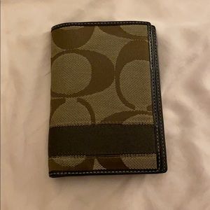 *VINTAGE* COACH passport holder